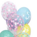 Providan latex balon sa printom roze srca napunjen helijumom